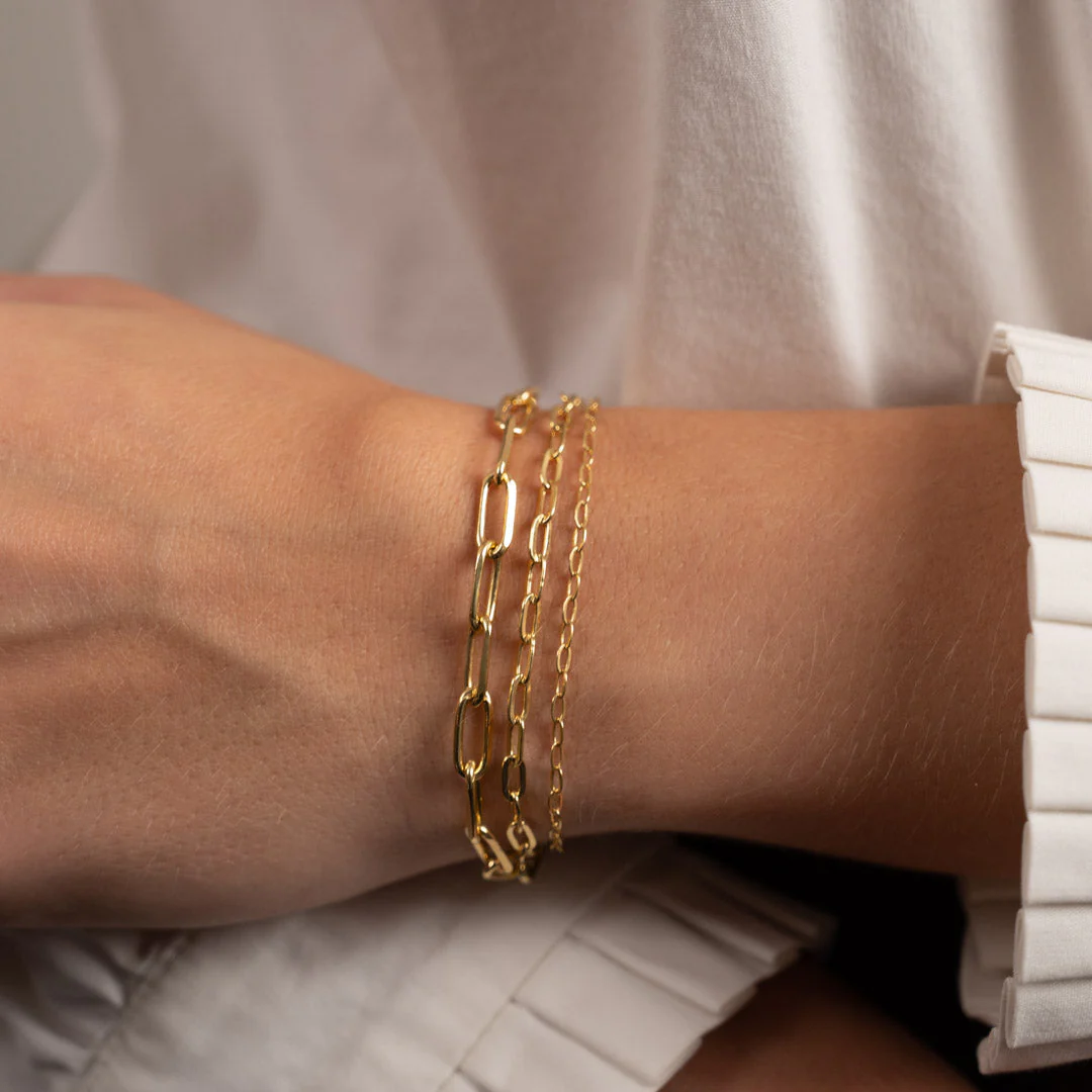 ALMA MEDIUM LINK GOLDEN BRACELET - Image 9